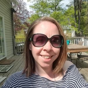 Meet your Posher, Erica